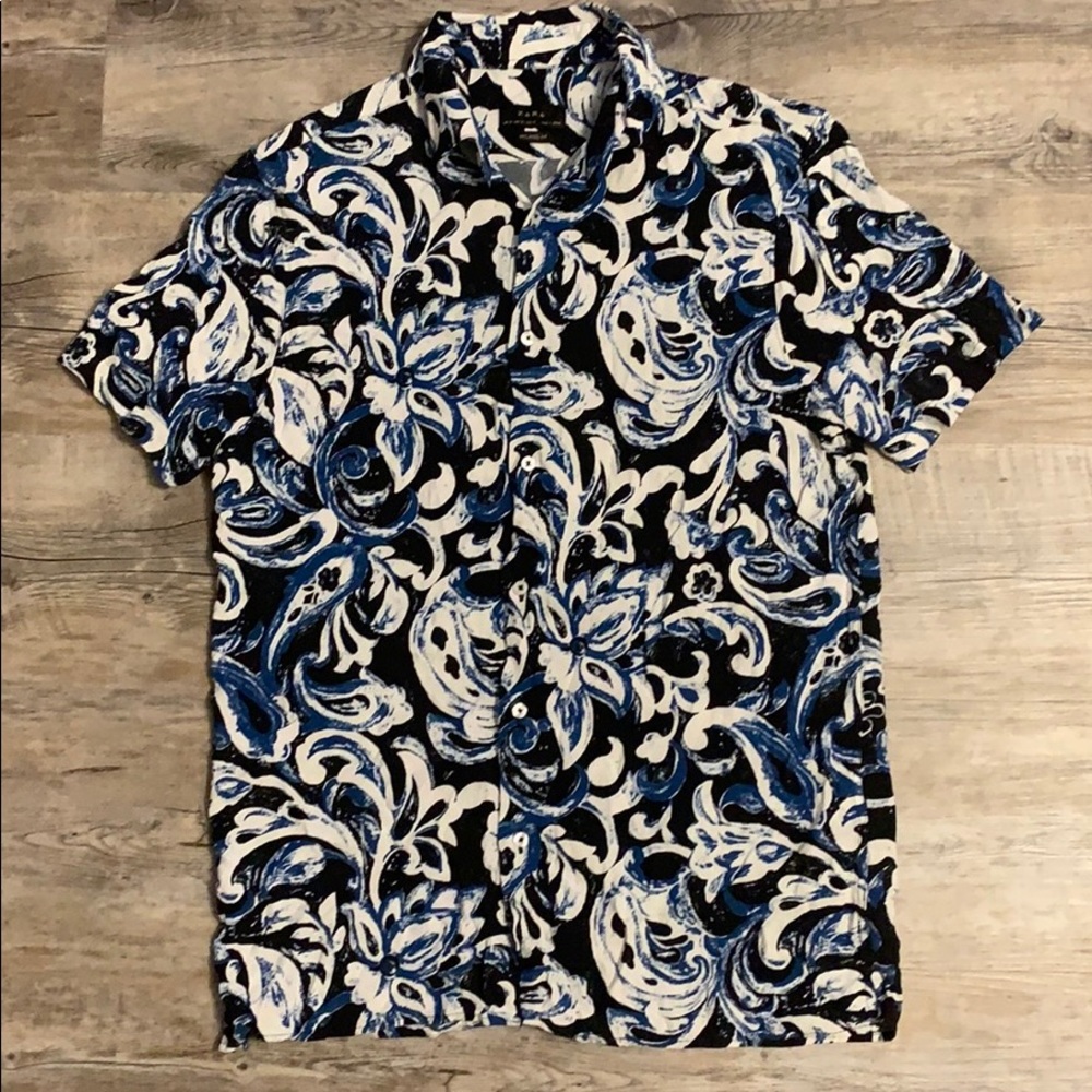 ZARA BUTTON UP SHORT SLEEVE SHIRT